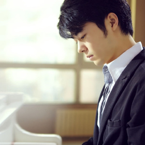 刘钰儿光屁屁图片
